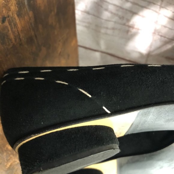 Ramon Tenza Suede Stitched Ballet Style Flats - Picture 7 of 7